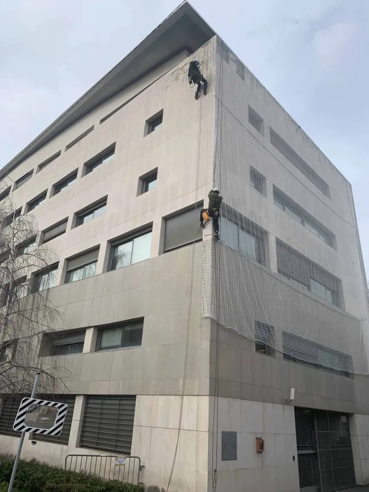 intervention-acrolys